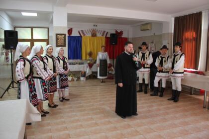 Activităţi dedicate persoanelor vârstnice – fotografia 5