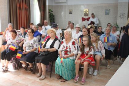 Activităţi dedicate persoanelor vârstnice – fotografia 15