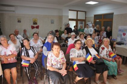 Activităţi dedicate persoanelor vârstnice – fotografia 19