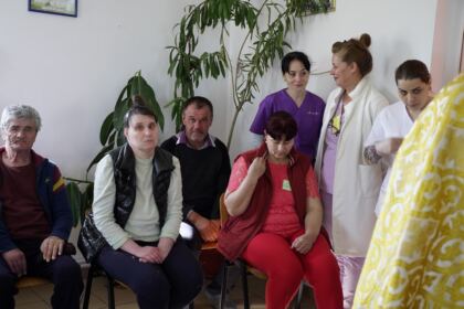Rugăciuni şi daruri pentru vârstnicii nevoiaşi din judeţul Brăila – fotografia 4