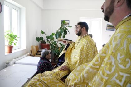 Rugăciuni şi daruri pentru vârstnicii nevoiaşi din judeţul Brăila – fotografia 39