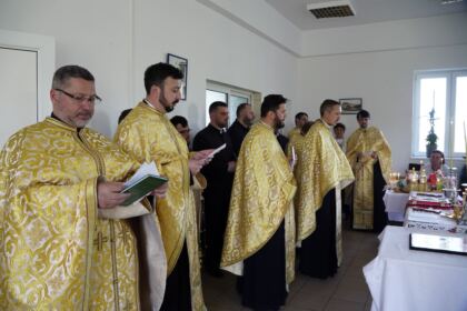 Rugăciuni şi daruri pentru vârstnicii nevoiaşi din judeţul Brăila – fotografia 42