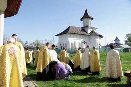 Acţiune filantropică la Centrul Medico-Social din localitatea Pechea, judeţul Galaţi – fotografia 11