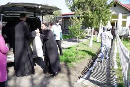 Acţiune filantropică la Centrul Medico-Social din localitatea Pechea, judeţul Galaţi – fotografia 38