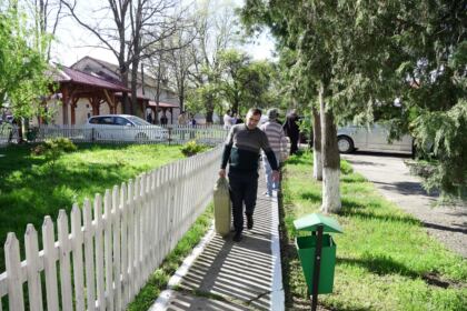 Acţiune filantropică la Centrul Medico-Social din localitatea Pechea, judeţul Galaţi – fotografia 39