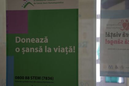 O nouă acţiune de donare de sânge a preoţilor, tinerilor şi credincioşilor din Tecuci – fotografia 16