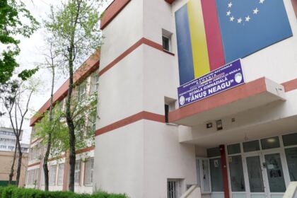 Etapa judeţeană a Olimpiadei de Religie în Galaţi şi Brăila – fotografia 1