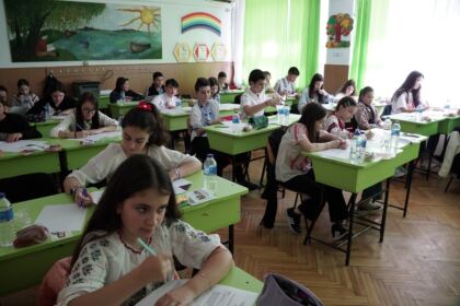 Etapa judeţeană a Olimpiadei de Religie în Galaţi şi Brăila – fotografia 22