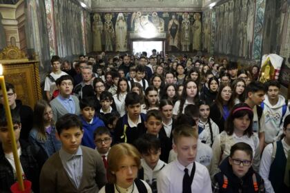 Etapa judeţeană a Olimpiadei de Religie în Galaţi şi Brăila – fotografia 13