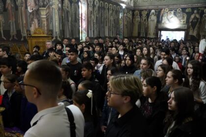 Etapa judeţeană a Olimpiadei de Religie în Galaţi şi Brăila – fotografia 32