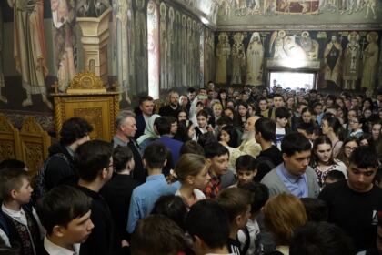 Etapa judeţeană a Olimpiadei de Religie în Galaţi şi Brăila – fotografia 35
