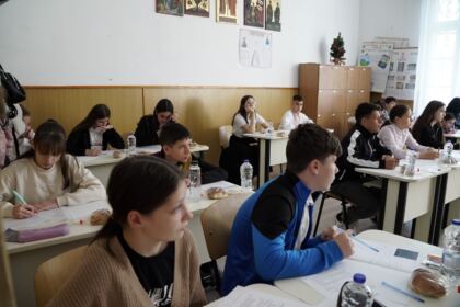 Etapa judeţeană a Olimpiadei de Religie în Galaţi şi Brăila – fotografia 53