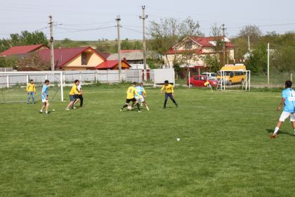Ediţia a 9-a a Campionatului şcolar de fotbal „Tinereţe şi credinţă“ – fotografia 18