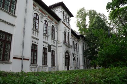Olimpiada interdisciplinară „Cultură şi spiritualitate românească“ în Arhiepiscopia Dunării de Jos – fotografia 5