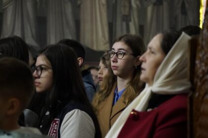 Olimpiada interdisciplinară „Cultură şi spiritualitate românească“ în Arhiepiscopia Dunării de Jos – fotografia 21