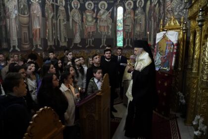 Olimpiada interdisciplinară „Cultură şi spiritualitate românească“ în Arhiepiscopia Dunării de Jos – fotografia 33