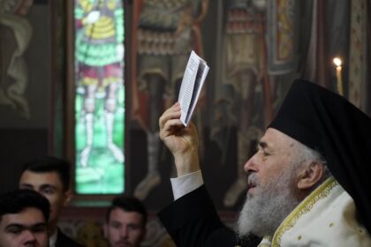 Olimpiada interdisciplinară „Cultură şi spiritualitate românească“ în Arhiepiscopia Dunării de Jos – fotografia 36