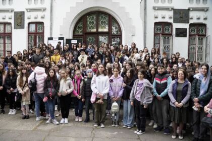 Olimpiada interdisciplinară „Cultură şi spiritualitate românească“ în Arhiepiscopia Dunării de Jos – fotografia 43