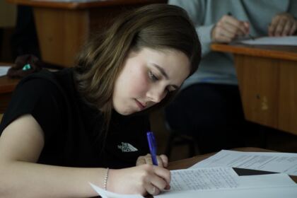 Olimpiada interdisciplinară „Cultură şi spiritualitate românească“ în Arhiepiscopia Dunării de Jos – fotografia 65