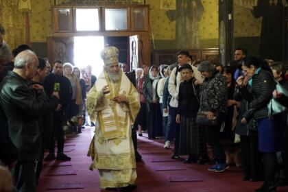 Slujire arhierească şi vizite misionare în Duminica Sfintei Cuvioase Maria Egipteanca în Arhiepiscopia Dunării de Jos – fotografia 15