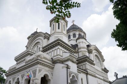 Slujire arhierească şi vizite misionare în Duminica Sfintei Cuvioase Maria Egipteanca în Arhiepiscopia Dunării de Jos – fotografia 26