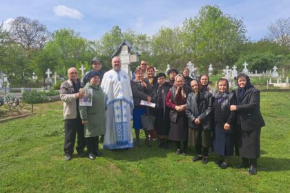 Slujire arhierească şi vizite misionare în Duminica Sfintei Cuvioase Maria Egipteanca în Arhiepiscopia Dunării de Jos – fotografia 21