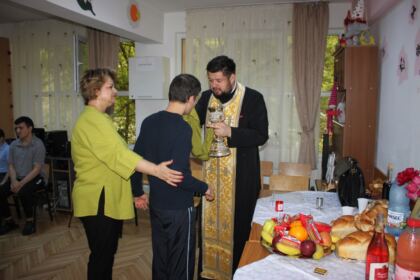 Acţiuni social-filantropice desfăşurate de Parohia „Sfânta Cuvioasă Parascheva“ din Galați – fotografia 25