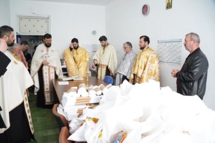 Cuminecare, rugăciuni şi daruri pentru pacienţii internaţi la Spitalul Judeţean de Urgenţă din Brăila – fotografia 10