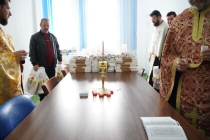 Cuminecare, rugăciuni şi daruri pentru pacienţii internaţi la Spitalul Judeţean de Urgenţă din Brăila – fotografia 11