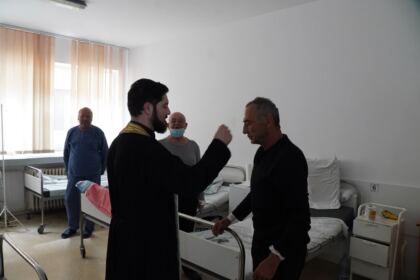 Cuminecare, rugăciuni şi daruri pentru pacienţii internaţi la Spitalul Judeţean de Urgenţă din Brăila – fotografia 28