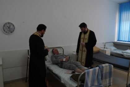 Cuminecare, rugăciuni şi daruri pentru pacienţii internaţi la Spitalul Judeţean de Urgenţă din Brăila – fotografia 30