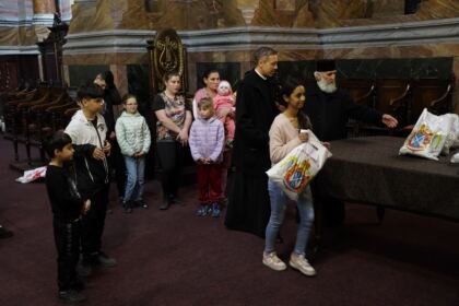Conferinţă preoţească şi debutul programului social-filantropic „Ne înnoim de Sfintele Paşti“ – fotografia 27