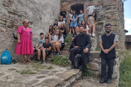 O zi de vacanță pe meleaguri vrâncene pentru 14 copii din Brăila – fotografia 2