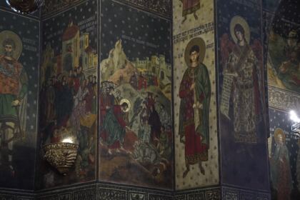 Slujire arhierească şi vizita unui grup de studenți germani în Eparhia Dunării de Jos – fotografia 45