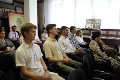 Slujire arhierească şi vizita unui grup de studenți germani în Eparhia Dunării de Jos – fotografia 54