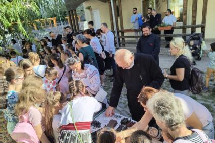Activităţile de vacanţă pentru copii continuă în Arhiepiscopia Dunării de Jos – fotografia 2