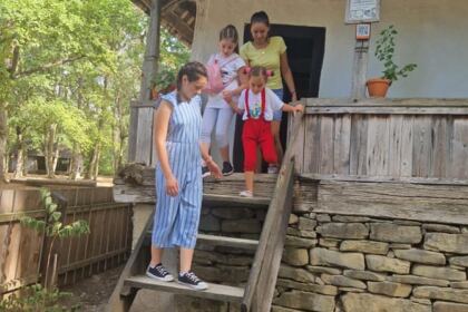 Bucurii și amintiri frumoase pentru copiii din Parohia Ianca 1, judeţul Brăila – fotografia 27