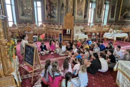 Şcoală de vară în Parohia Ţibăneşti I – fotografia 2