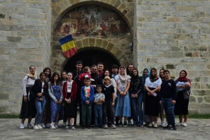 Tabără în Bucovina pentru 20 de copii din Parohia Perişoru – fotografia 8