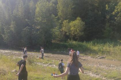 Tabără în Bucovina pentru 20 de copii din Parohia Perişoru – fotografia 14