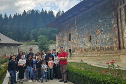 Tabără în Bucovina pentru 20 de copii din Parohia Perişoru – fotografia 15