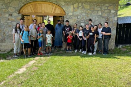 Tabără în Bucovina pentru 20 de copii din Parohia Perişoru – fotografia 16