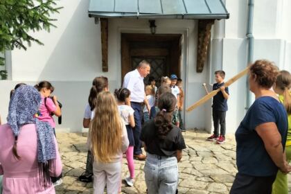 Pelerinaj la Sfânta de la Adam pentru 25 de copii – fotografia 6