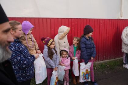 Daruri pentru 150 de copii din zona sinistrată – fotografia 36