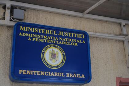 Rugăciune şi binecuvântare în Penitenciarul Brăila – fotografia 2