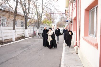 Rugăciune şi binecuvântare în Penitenciarul Brăila – fotografia 10