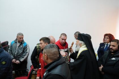 Rugăciune şi binecuvântare în Penitenciarul Brăila – fotografia 16
