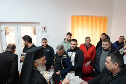 Rugăciune şi binecuvântare în Penitenciarul Brăila – fotografia 47