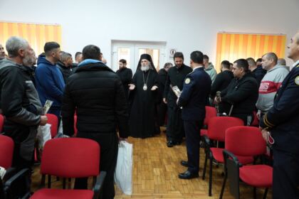 Rugăciune şi binecuvântare în Penitenciarul Brăila – fotografia 51