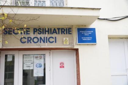 Daruri pentru familiile nevoiaşe şi bătrânii bolnavi – fotografia 17